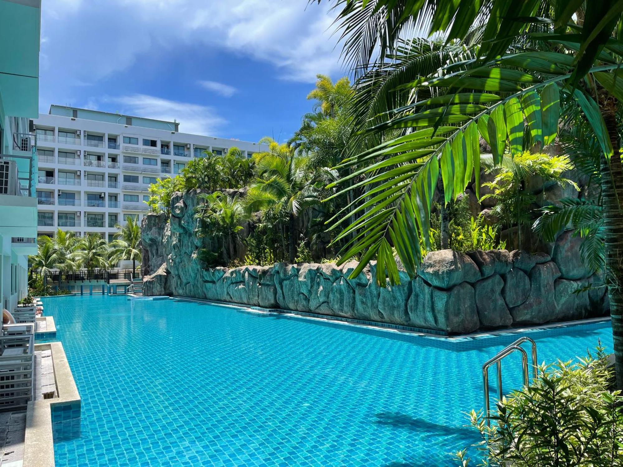Laguna Beach Resort 3 The Maldives 乔木提恩海滩 外观 照片